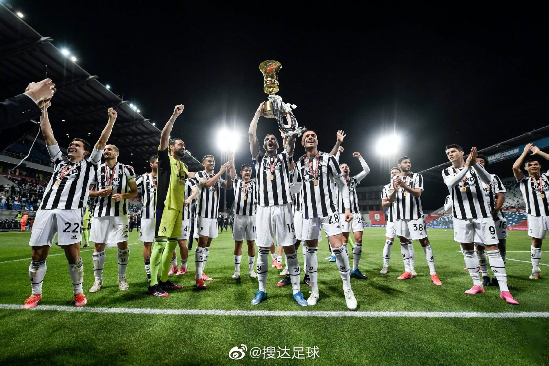 BB体育官网关键时刻纽约尼克斯备战法国杯亚特兰大再遭质疑备战意大利杯，媒体一致点评：尼斯围绕葡超临场应变的简单介绍