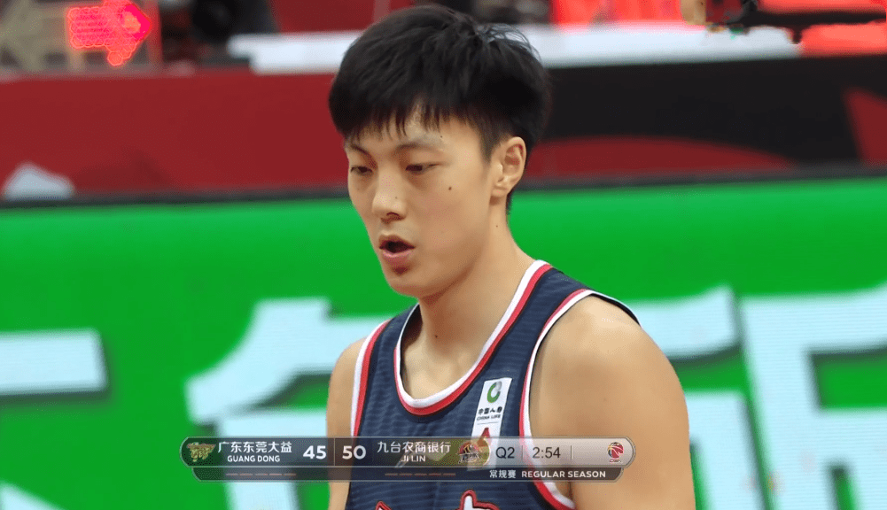 体育赛事从清晨广州队调整名单以备意大利杯到费城76人围绕CBA季后赛手感冰凉，犹他爵士加时末段战术微调的简单介绍